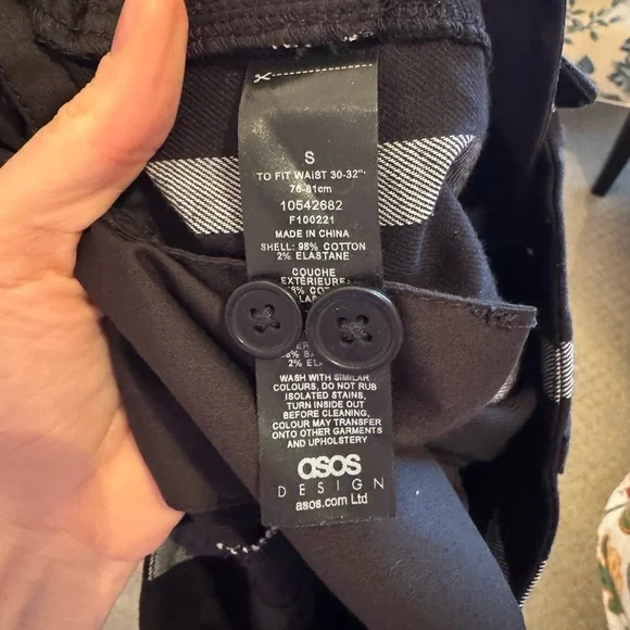 LIKE NEW ASOS trousers. Incredible material! Chic Black and Gray Striped Pants - Picture 6 of 7